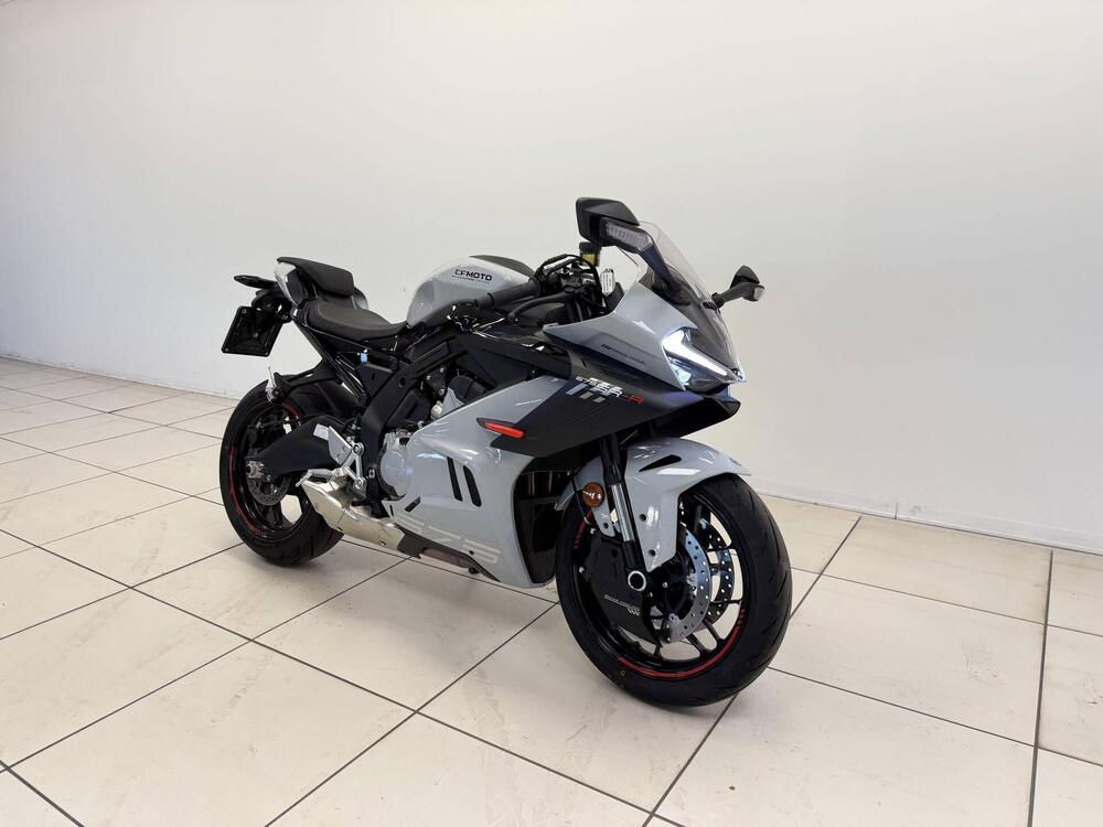 CFMOTO 675SR-R (2025) (4)