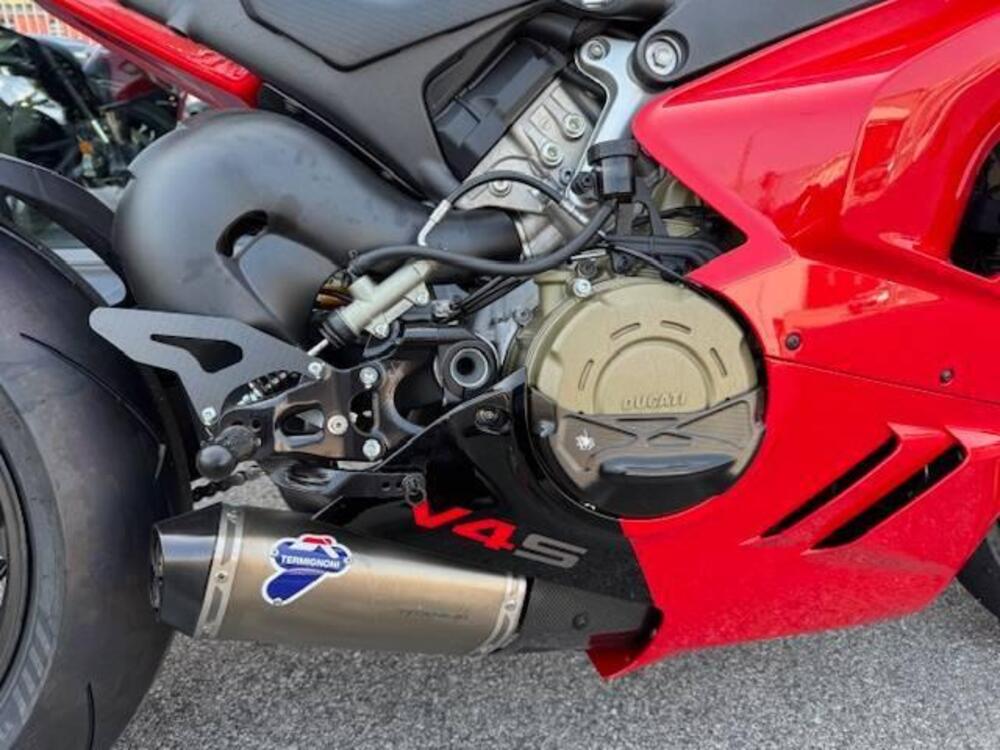 Ducati Panigale V4 S (2022 - 24) (3)