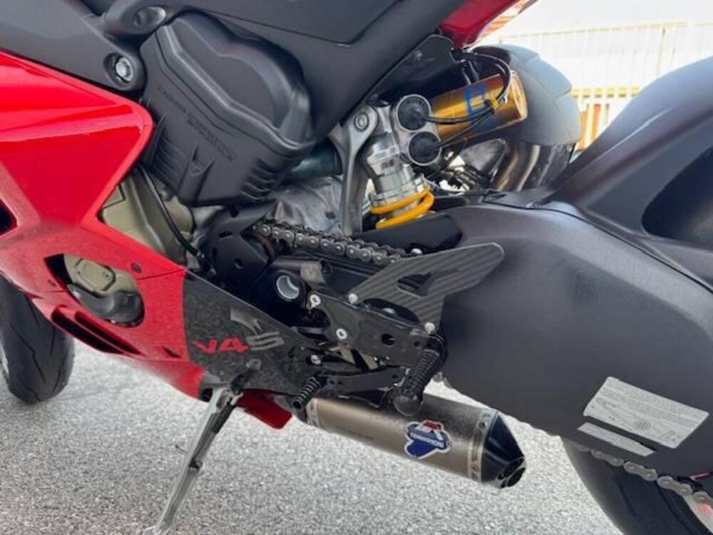 Ducati Panigale V4 S (2022 - 24) (4)