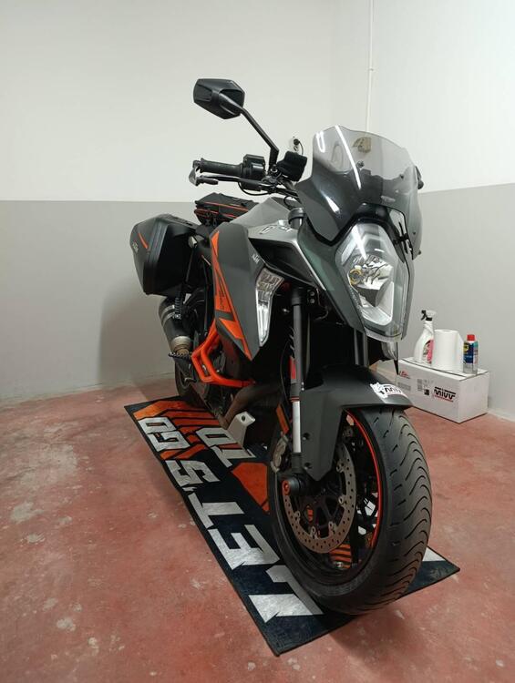 KTM 1290 Super Duke GT ABS (2016 - 18) (3)