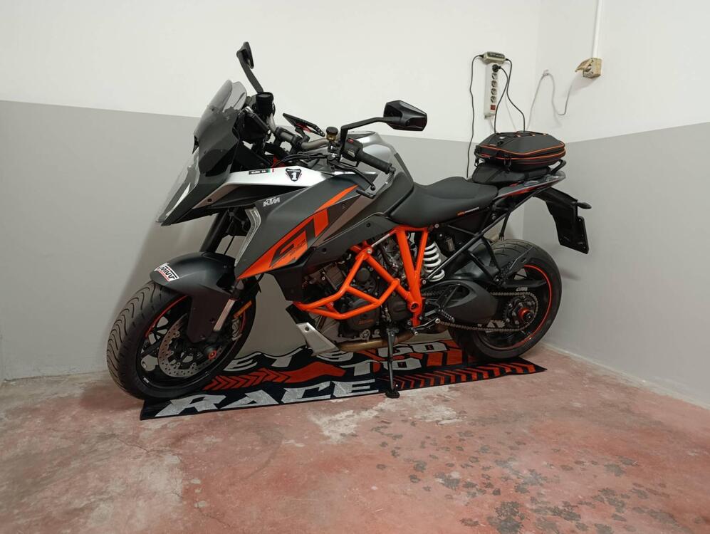 KTM 1290 Super Duke GT ABS (2016 - 18) (4)