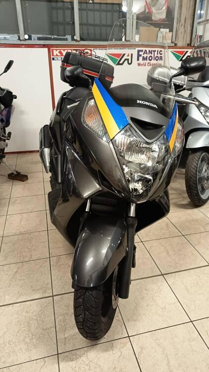 Honda Silver Wing 400 (2006 - 09) (2)