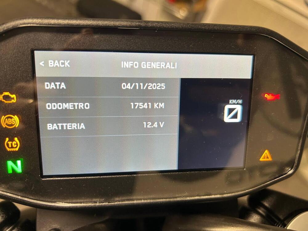 KTM 790 Duke L (2023 - 24) (5)