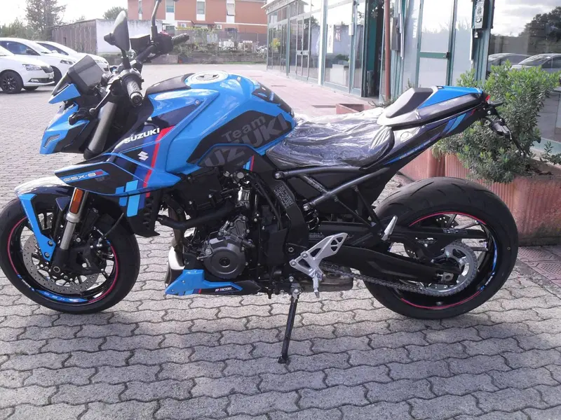 Suzuki GSX-8S (2025 - 26) (3)