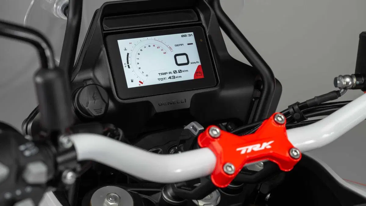 Benelli TRK 602 TRK 602X (2026) (8)
