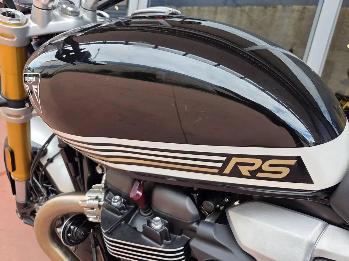 Triumph Speed Twin 1200 RS (2025 - 26) (11)