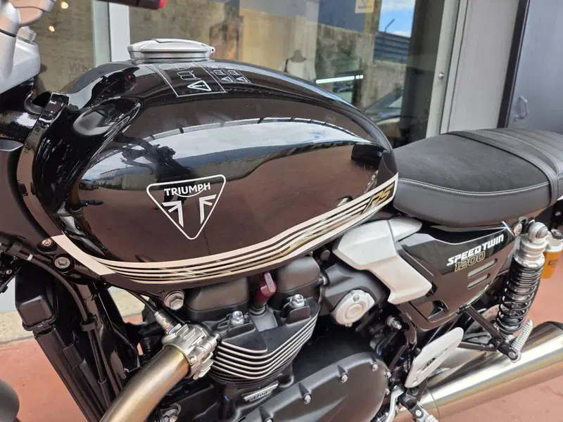 Triumph Speed Twin 1200 RS (2025 - 26) (12)