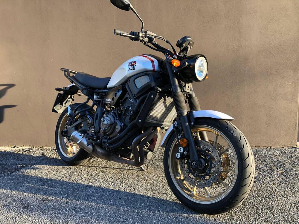 Yamaha XSR 700 XTribute (2021) (2)