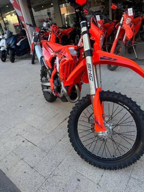 Betamotor RR X-PRO 350 4T Enduro (2026) (3)