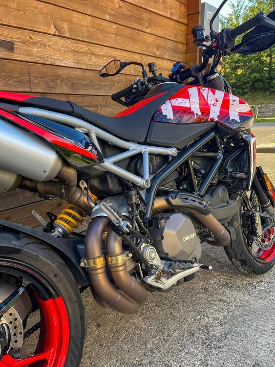 Ducati Hypermotard 950 RVE (2022 - 25) (2)