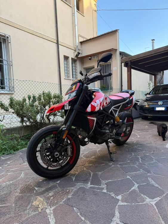 Ducati Hypermotard 950 RVE (2022 - 25) (4)