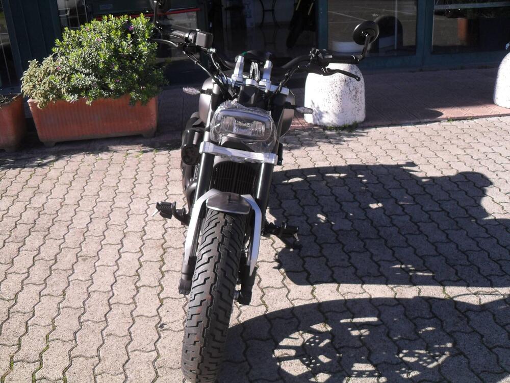 Benelli Leoncino 400 Bobber (2026) (2)