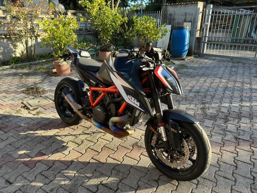 KTM 1290 Super Duke R (2020) (5)