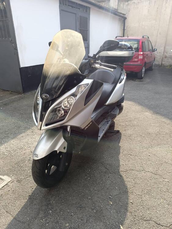 Kymco Downtown 300i (2009 - 17) (2)