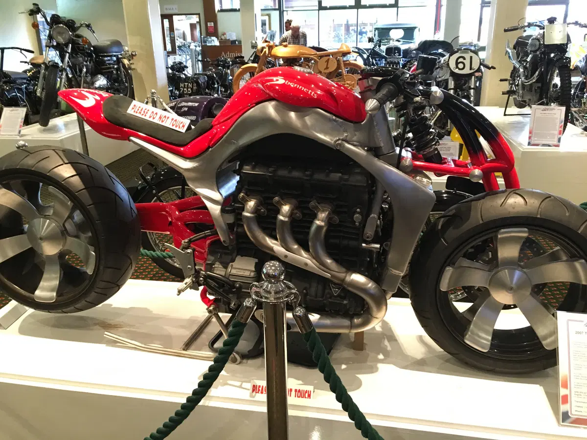 Honda Africa Twin, il ritorno della moto totale (10)