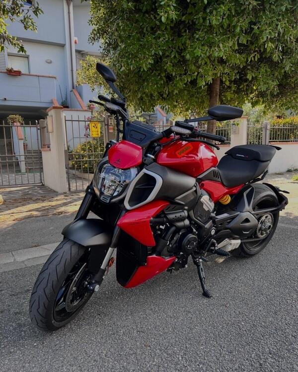 Ducati Diavel V4 (2023 - 25) (3)