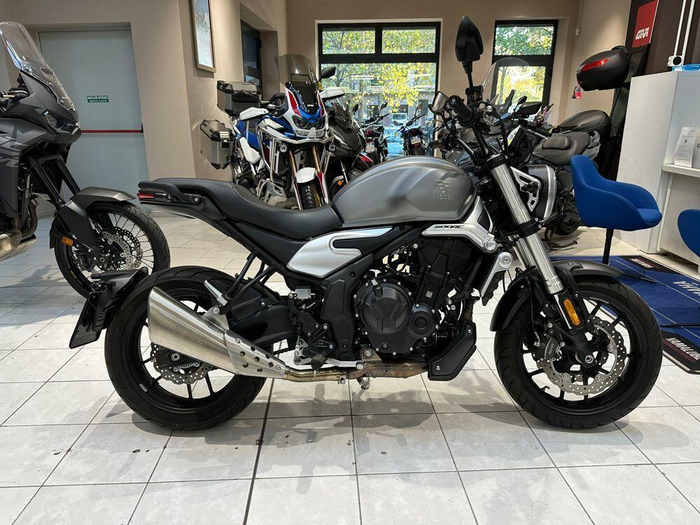 Voge Trofeo 500AC (2022 - 25)