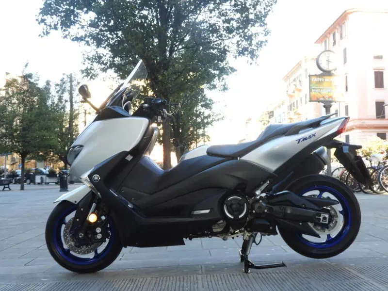 Yamaha T-Max 530 SX (2017 - 19) (5)