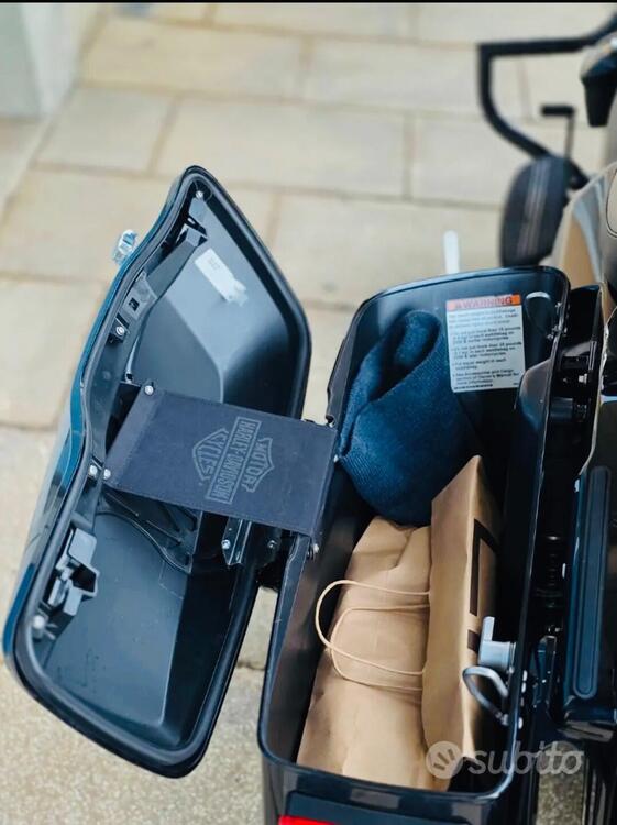 Harley-Davidson CVO Street Glide (2023) (3)