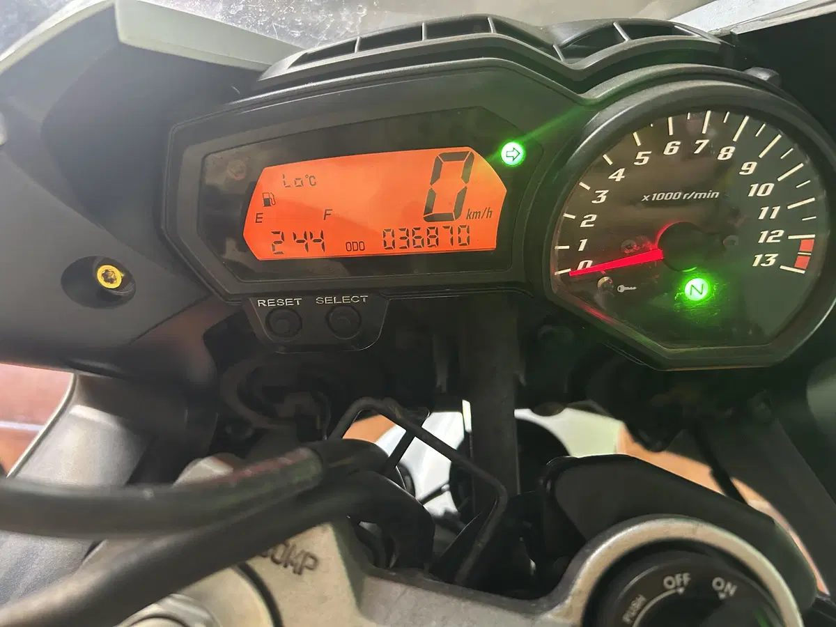 Yamaha FZ1 (2006 - 16) (5)