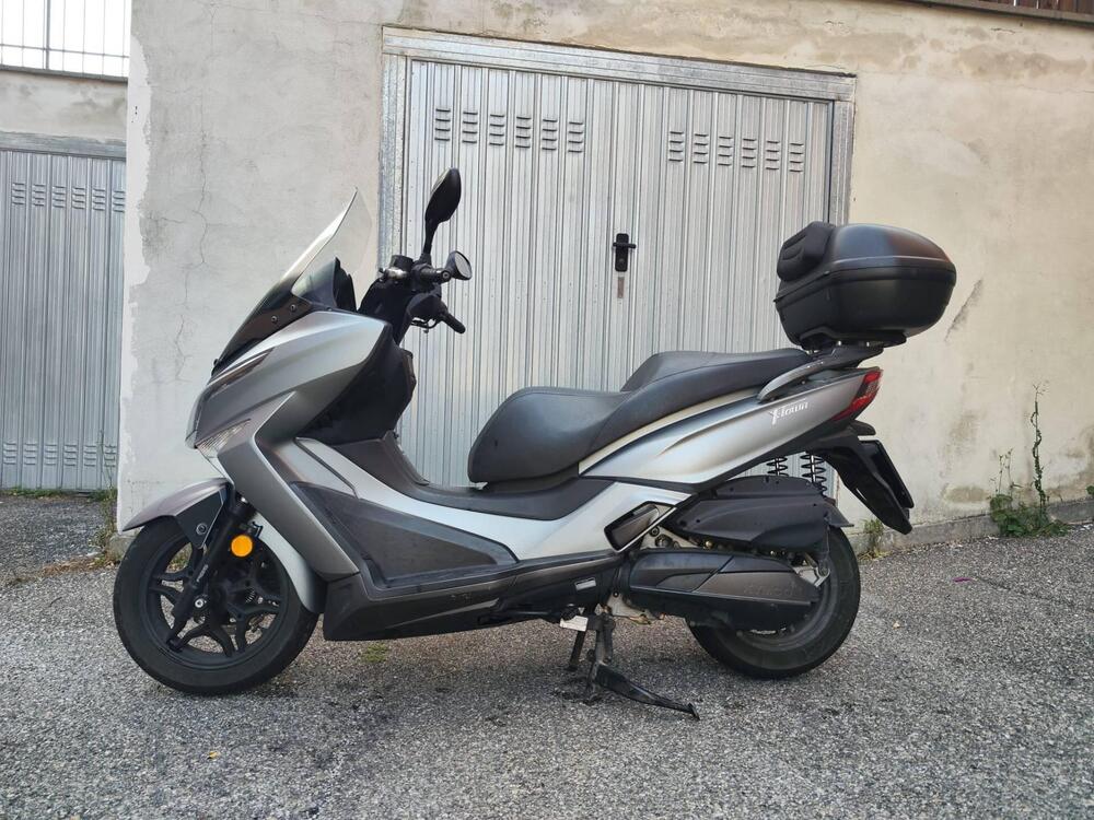 Kymco X-Town 300i ABS (2016 - 20) (5)
