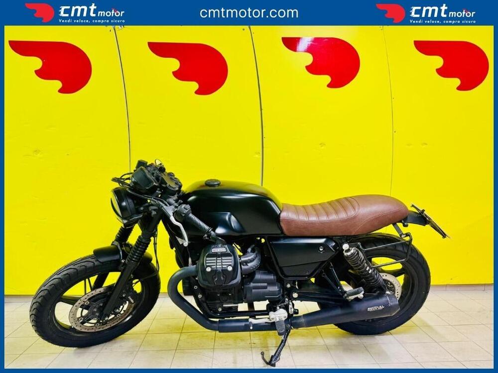 Moto Guzzi V7 Stone (2021 - 24) (3)