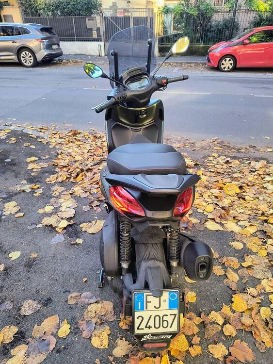 Piaggio Beverly 300 S ABS-ASR (2021 - 25) (4)