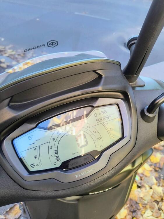 Piaggio Beverly 300 S ABS-ASR (2021 - 25) (5)