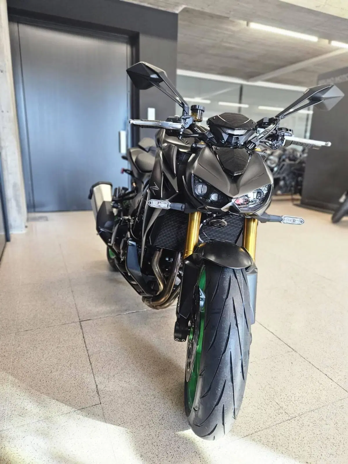 Kawasaki Z 1100 SE (2026) (3)