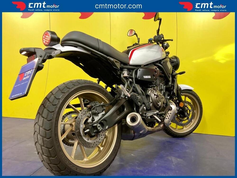 Yamaha XSR 700 XTribute (2022 - 24) (4)