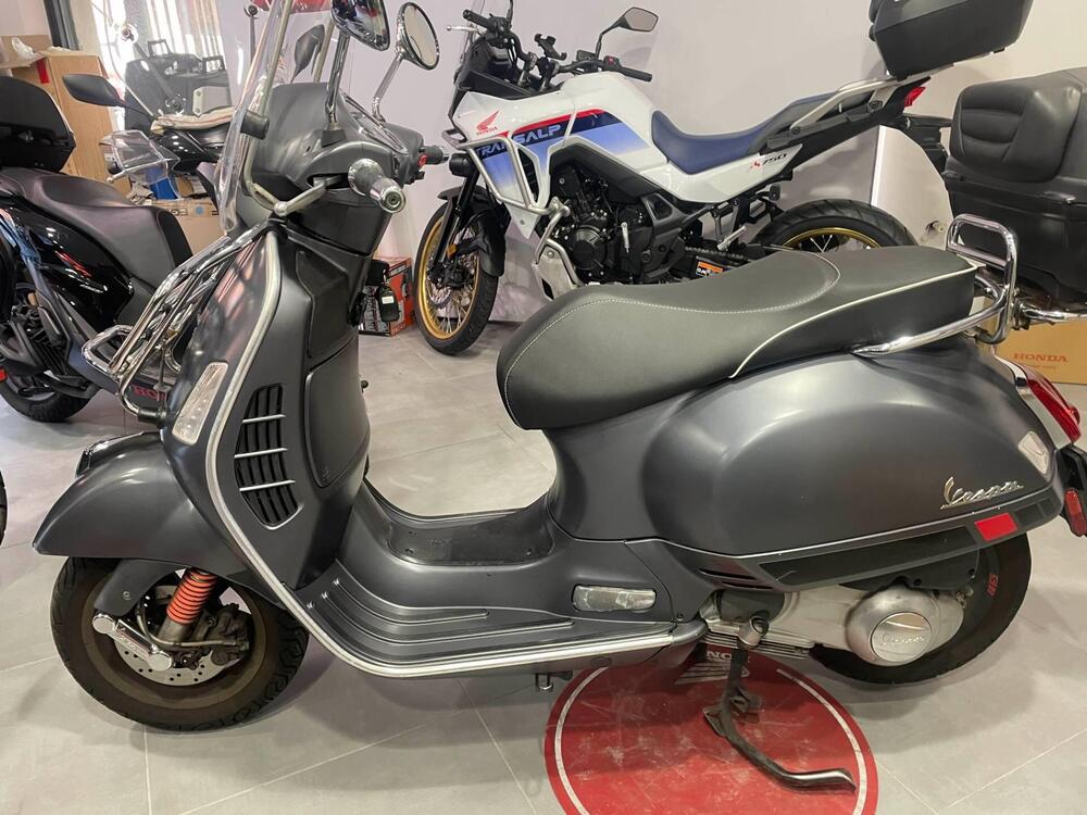 Vespa GTS 300 Super (2017 - 18) (5)
