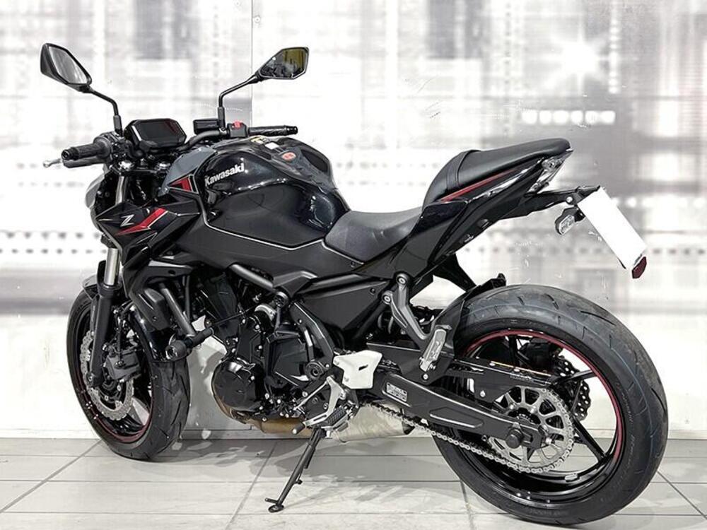 Kawasaki Z 650 (2025 - 26) (2)