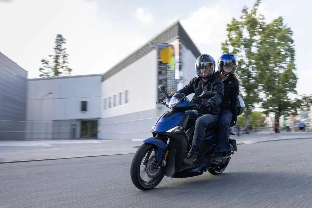 EICMA 2025: KYMCO presenta l'Agility NX e il People R... ibrido! (31)