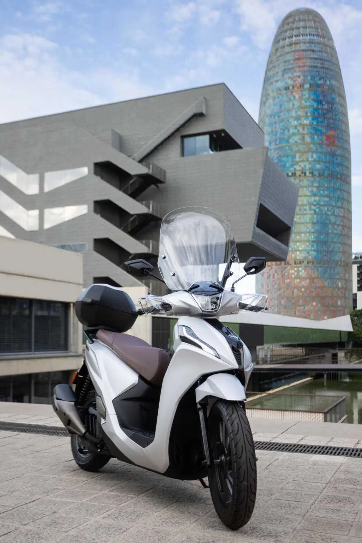 EICMA 2025: KYMCO presenta l'Agility NX e il People R... ibrido! (7)