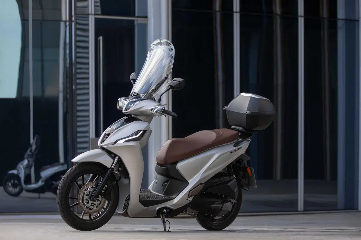 EICMA 2025: KYMCO presenta l'Agility NX e il People R... ibrido! (8)
