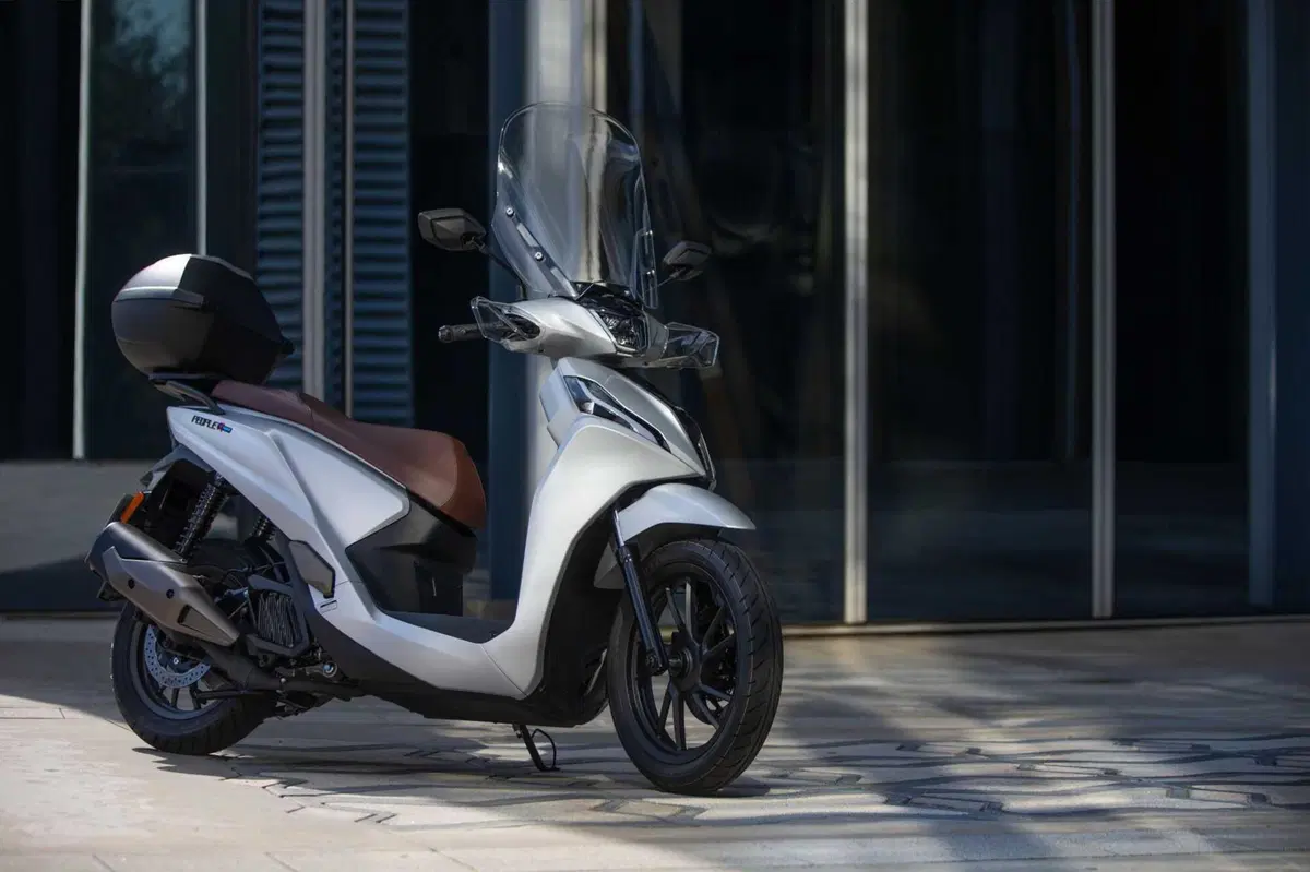 EICMA 2025: KYMCO presenta l'Agility NX e il People R... ibrido! (9)