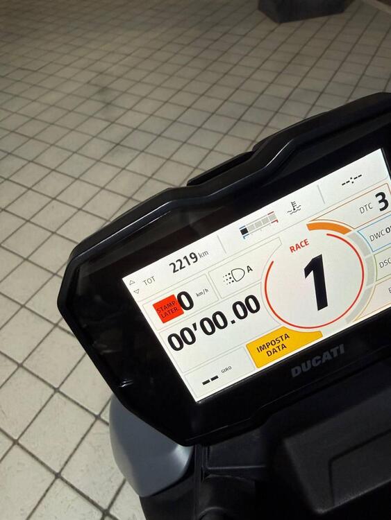 Ducati Streetfighter V4 S (2023 - 24) (2)