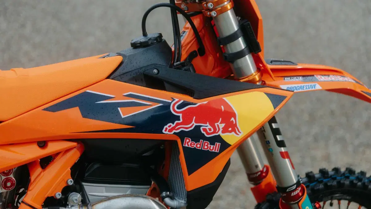KTM 250 SX-F 250 SX-F Factory Edition (2026) (5)