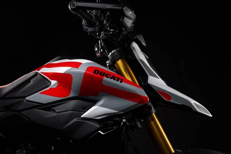 Ducati Hypermotard V2 SP (2026) (2)