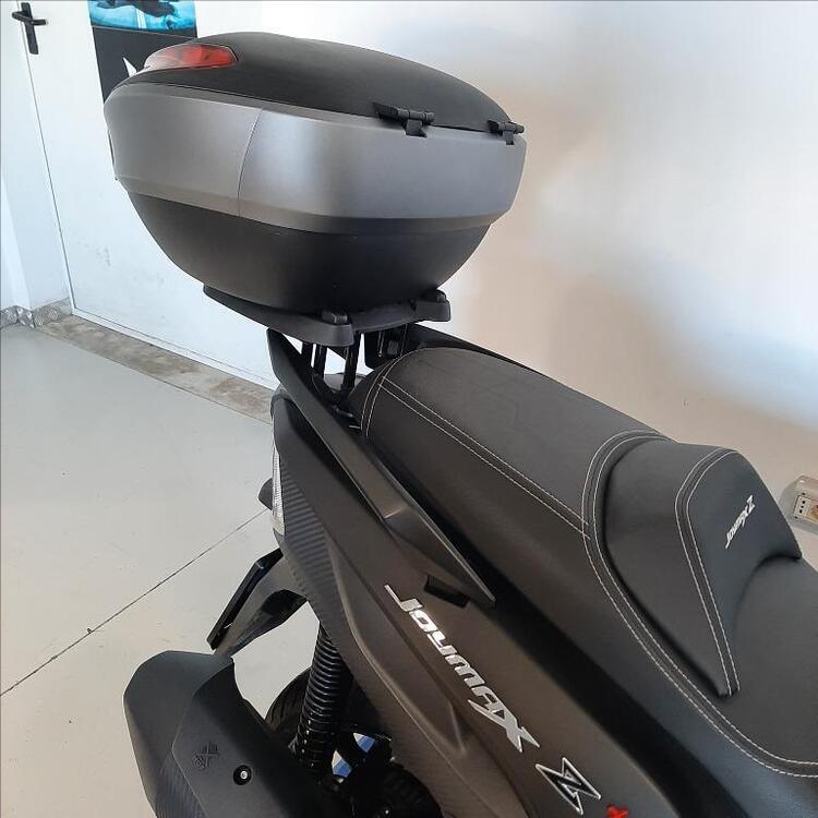 Sym Joymax 300 Z+ (2021 - 24) (4)