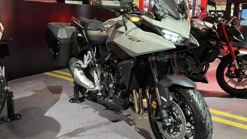 CB1000 GT: la crossover Honda da 150 CV [VIDEO]
