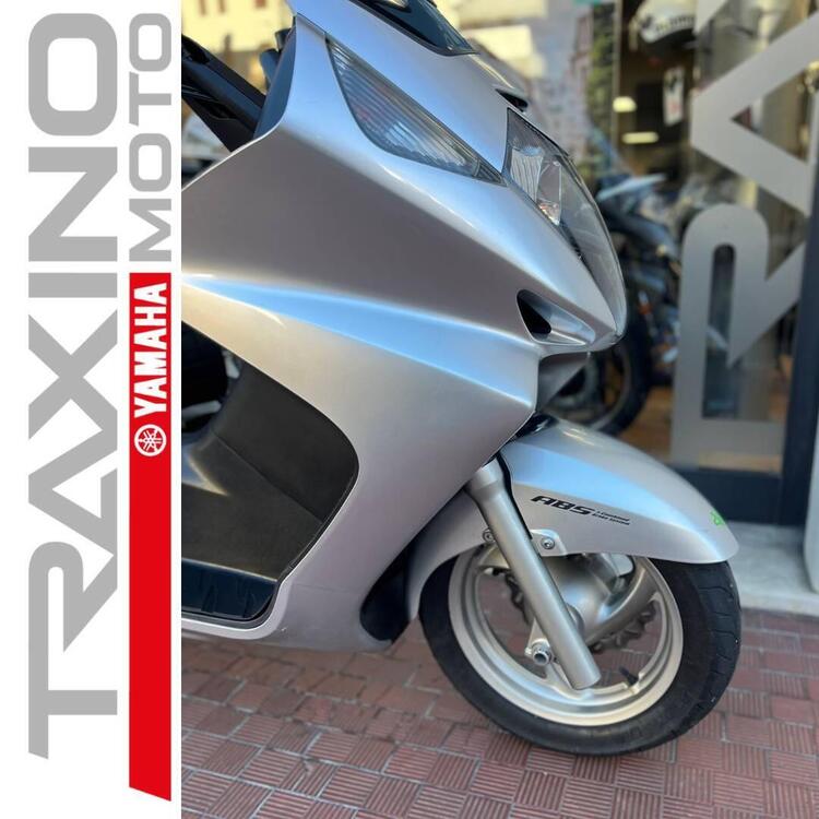 Honda Silver Wing 600 (2001 - 05) (3)