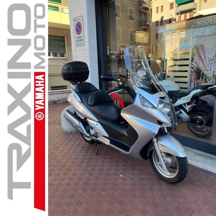 Honda Silver Wing 600 (2001 - 05) (4)