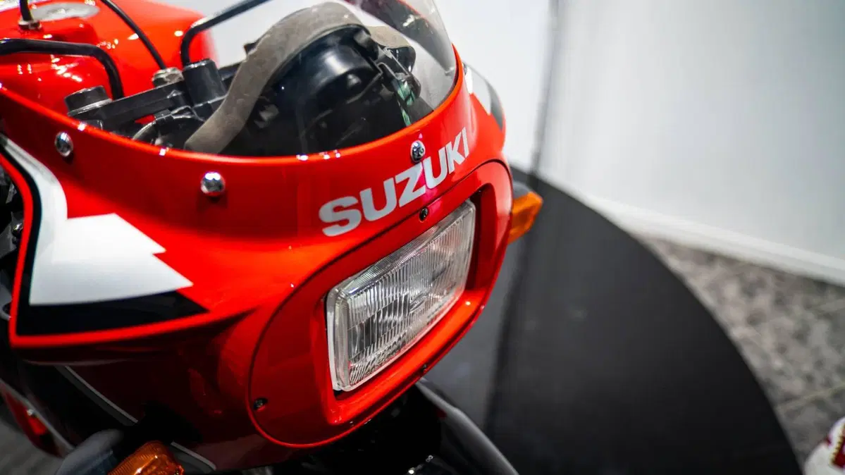 Suzuki GSX-R 750 (19)