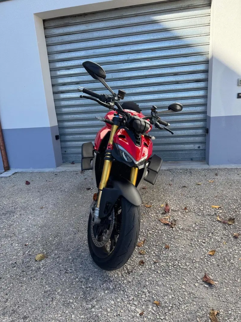 Ducati Streetfighter V4 1100 S (2021 - 22) (3)
