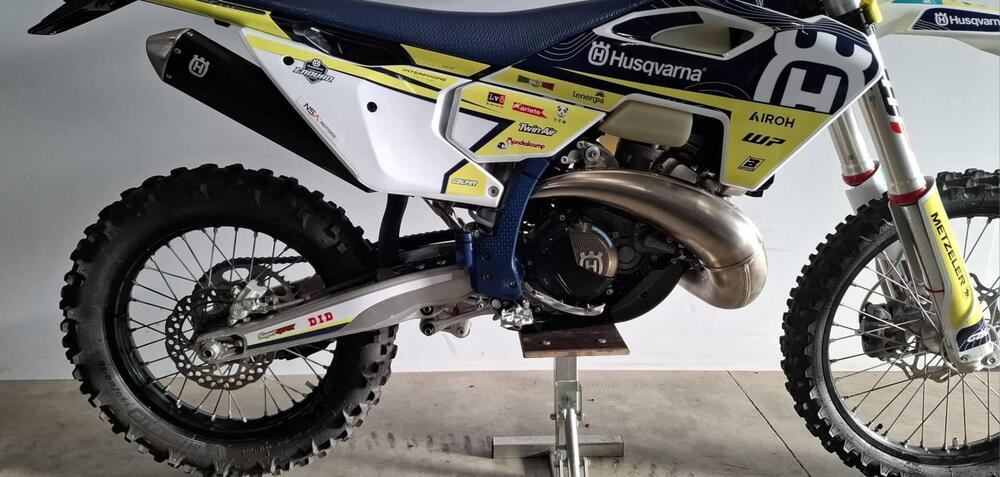 Husqvarna TE 300 (2024) (4)