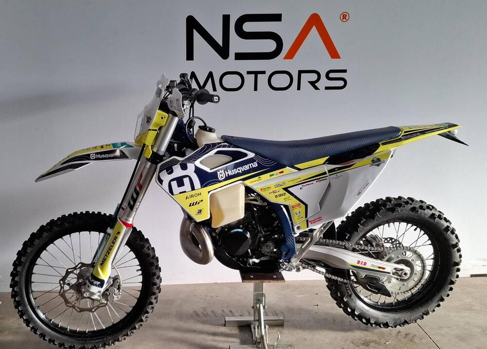 Husqvarna TE 300 (2024) (2)