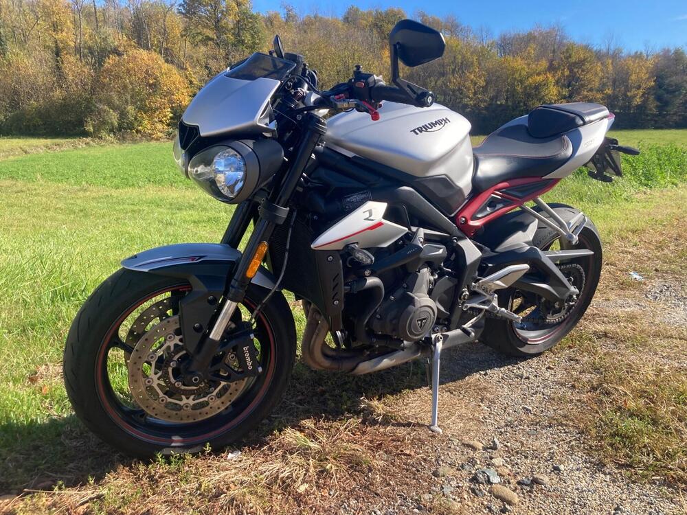 Triumph Street Triple R (2017 - 20) (2)