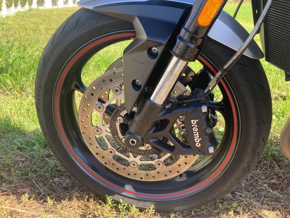 Triumph Street Triple R (2017 - 20) (4)