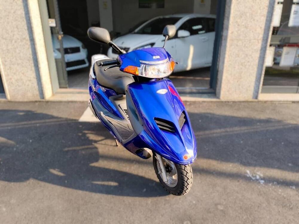 Sym Super Duke 150 LC (2)